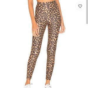 BEACH RIOT Leopard Piper Leggings 🐆
